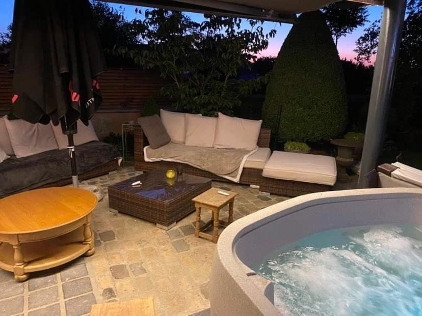Chez Monsieur Bed & Breakfast Florenville Luaran gambar